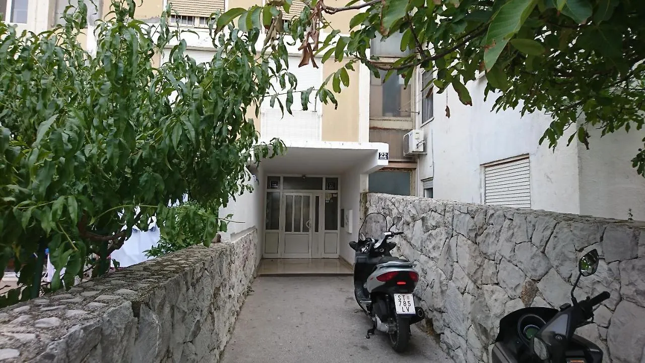 Apartment Cvita Split